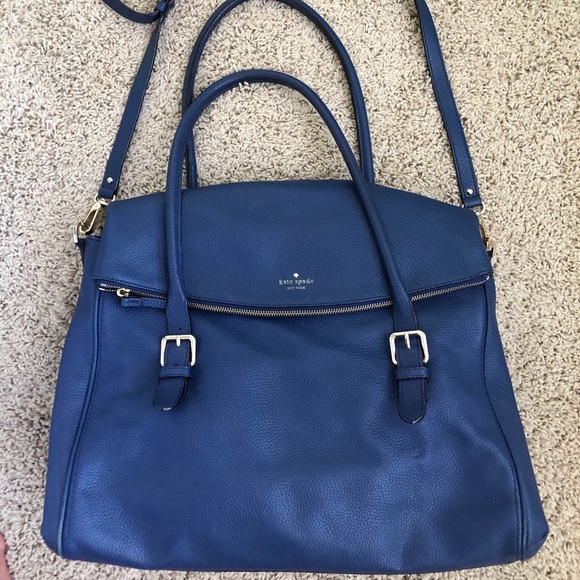 kate spade Handbags - Kate Spade Brighton Park Pebble Travel Leslie